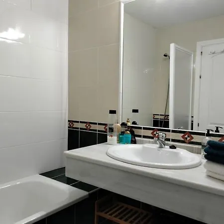 Alhaurin Golf, Verzorgd Appartement, Zonnig Terras! Apartment *