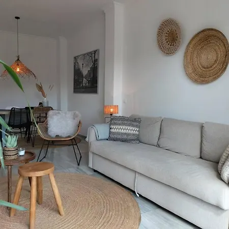 Alhaurin Golf, Verzorgd Appartement, Zonnig Terras! *